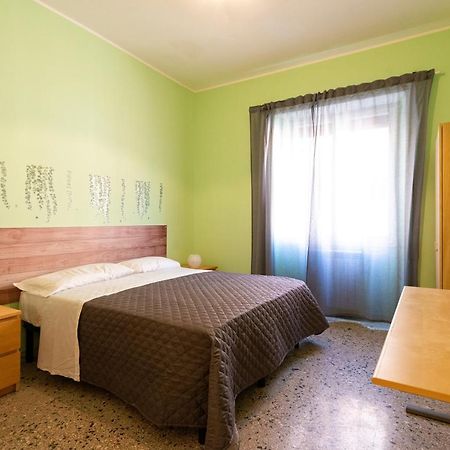 Appartement Di Fronte Alla Basilica Di San Paolo à Rome Extérieur photo