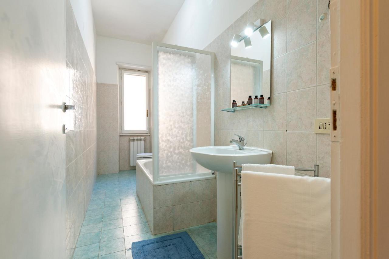 Appartement Di Fronte Alla Basilica Di San Paolo à Rome Extérieur photo